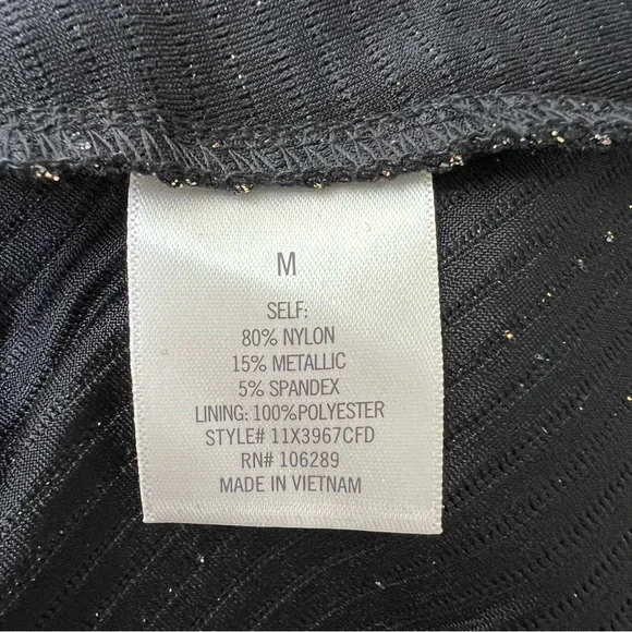 NWT Francesca’s Mia Lurex Twist Front Knit Top | Size Medium - Picture 8 of 10